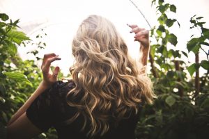 unnatural looking curls